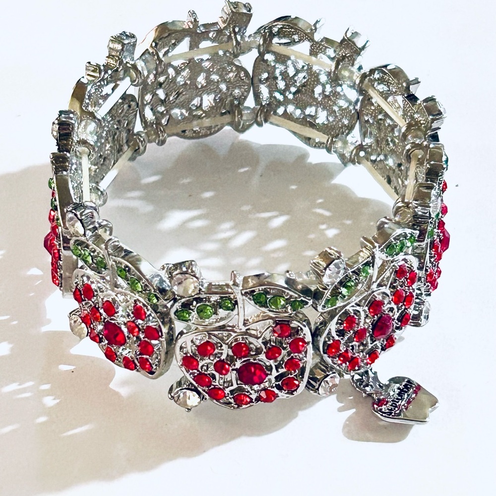 Willabee and Ward Silver Tone Red & Green Crystal Stretch Bracelet - September
